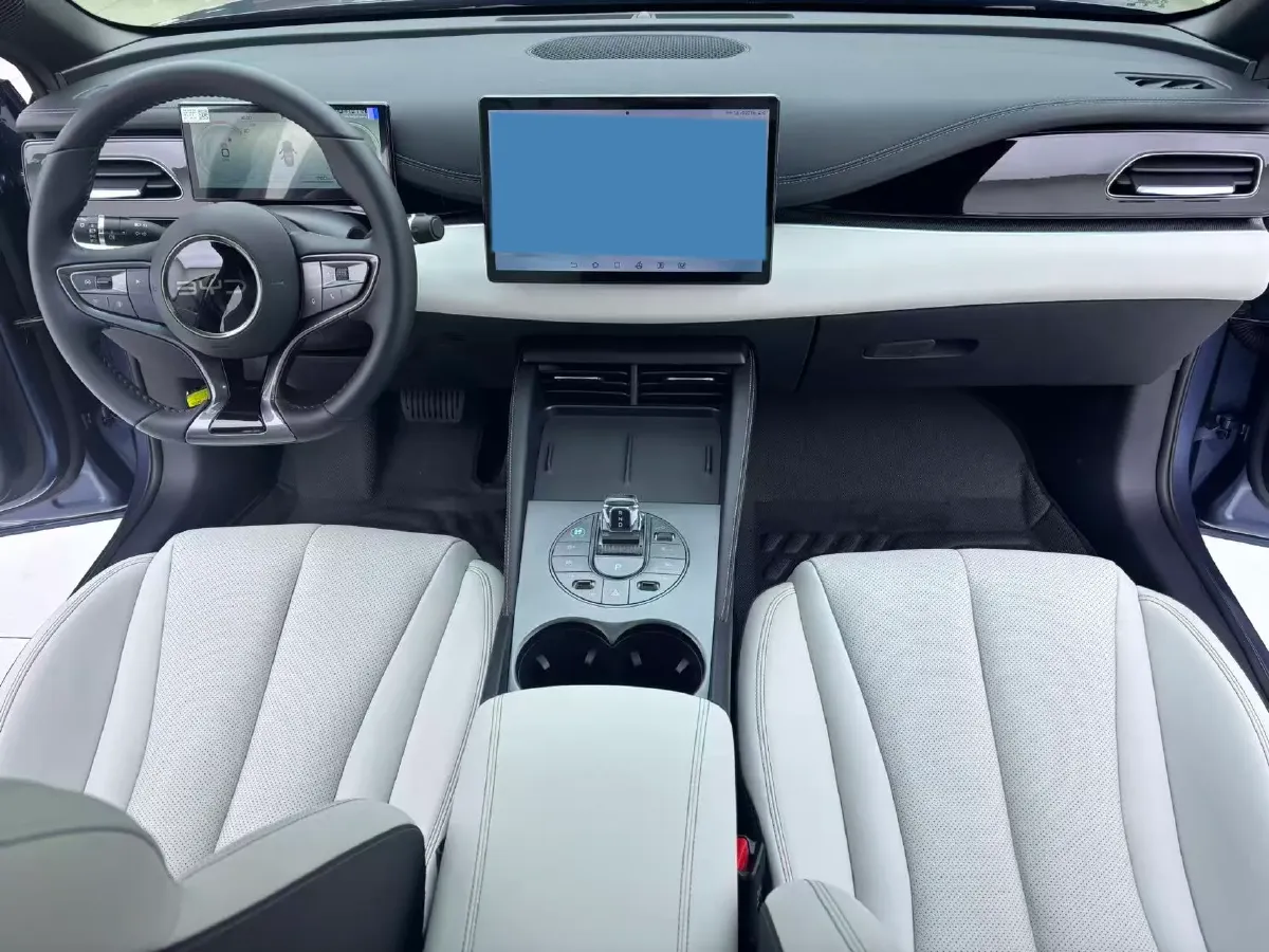 2024 BYD Seal 06 1.5L 101HP L4 E-CVT PHEV 15.87KWH,autocango,china used car exporter,china ev exporter,chinese used car exporter,chinese used ev exporter