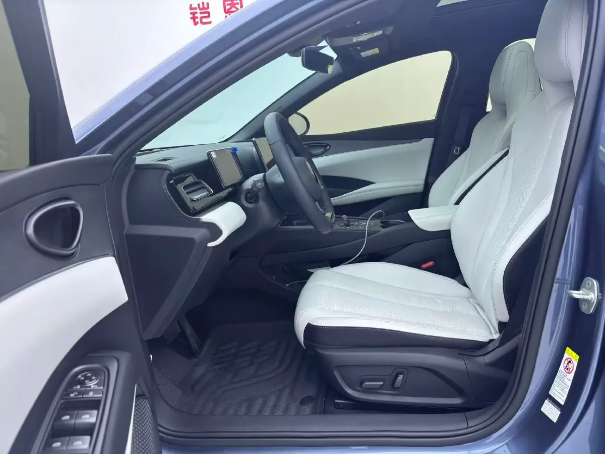 2024 BYD Seal 06 1.5L 101HP L4 E-CVT PHEV 15.87KWH,autocango,china used car exporter,china ev exporter,chinese used car exporter,chinese used ev exporter