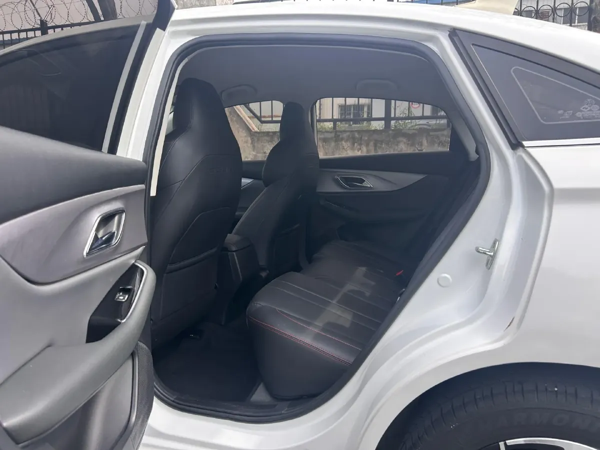 2021 BeiJing Auto U5 Plus 1.5L 113HP L4 CVT,autocango,china used car exporter,china ev exporter,chinese used car exporter,chinese used ev exporter