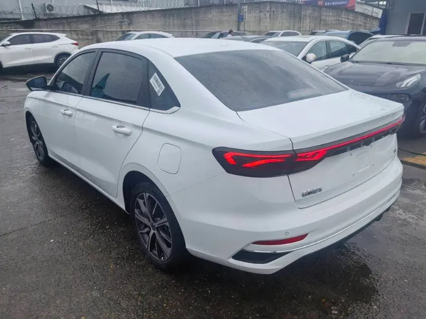 2022 Geely Emgrand 1.5L 114HP L4 CVT,autocango,china used car exporter,china ev exporter,chinese used car exporter,chinese used ev exporter