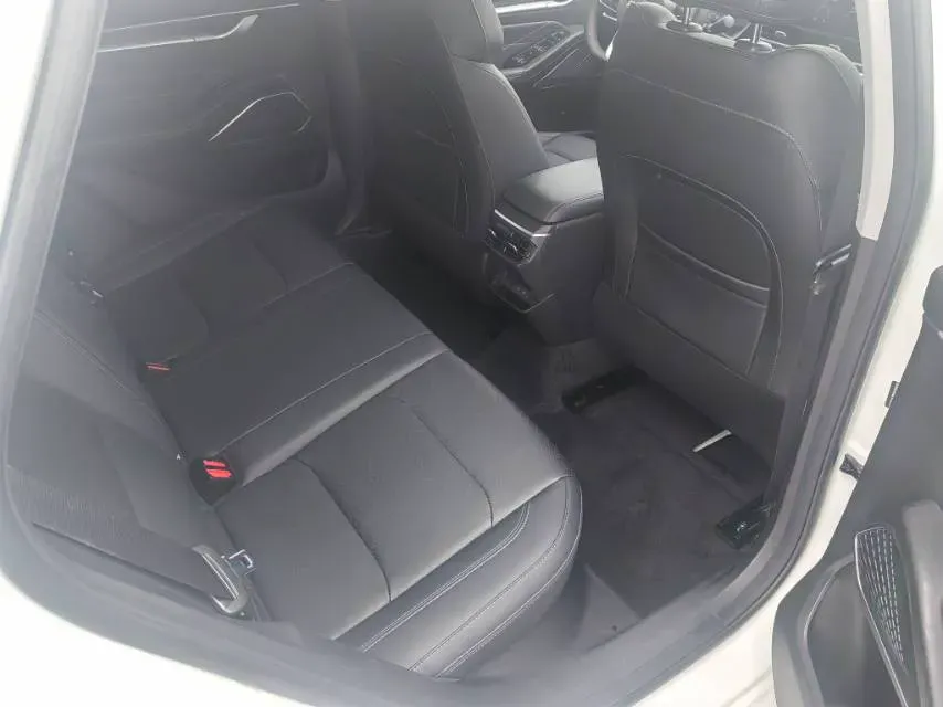 2022 Geely Emgrand 1.5L 114HP L4 CVT,autocango,china used car exporter,china ev exporter,chinese used car exporter,chinese used ev exporter