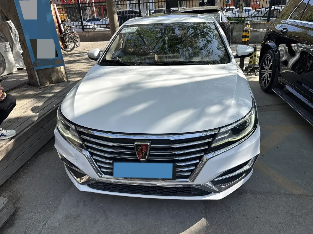 2019 Roewe i6 1.5T 169HP L4 AMT PHEV 9.1KWH,autocango,china used car exporter,china ev exporter,chinese used car exporter,chinese used ev exporter