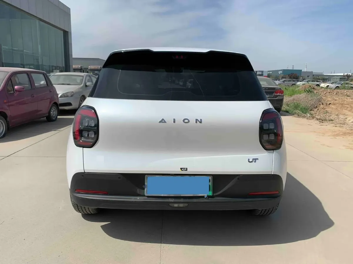 2025 Aion AION UT BEV 44.257/44.12/44.133KWH,autocango,china used car exporter,china ev exporter,chinese used car exporter,chinese used ev exporter