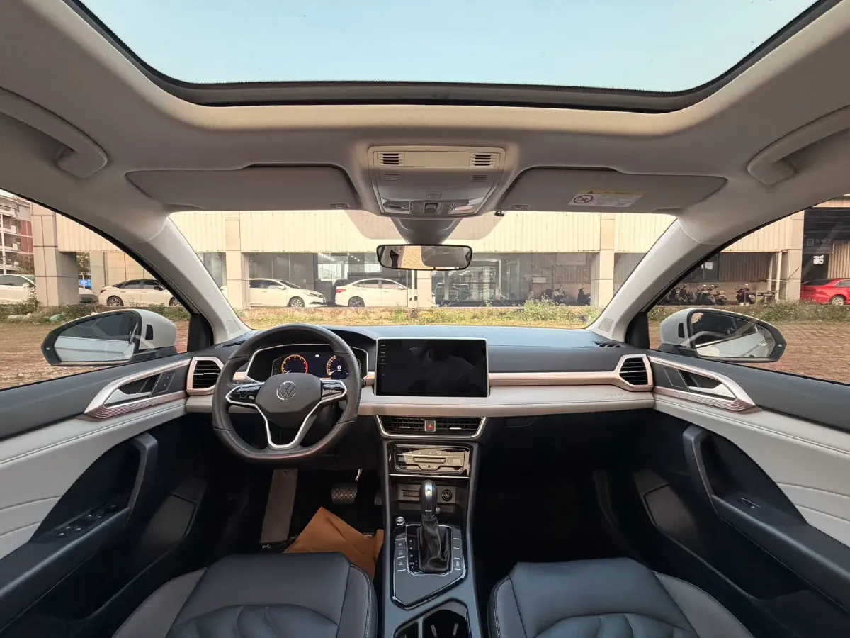 2023 Volkswagen Tharu 1.5T 160HP L4 7DCT,autocango,china used car exporter,china ev exporter,chinese used car exporter,chinese used ev exporter