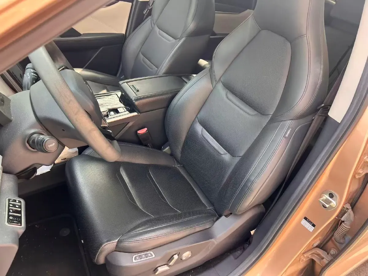 2018 Weltmeister EX5 BEV 52.56KWH,autocango,china used car exporter,china ev exporter,chinese used car exporter,chinese used ev exporter