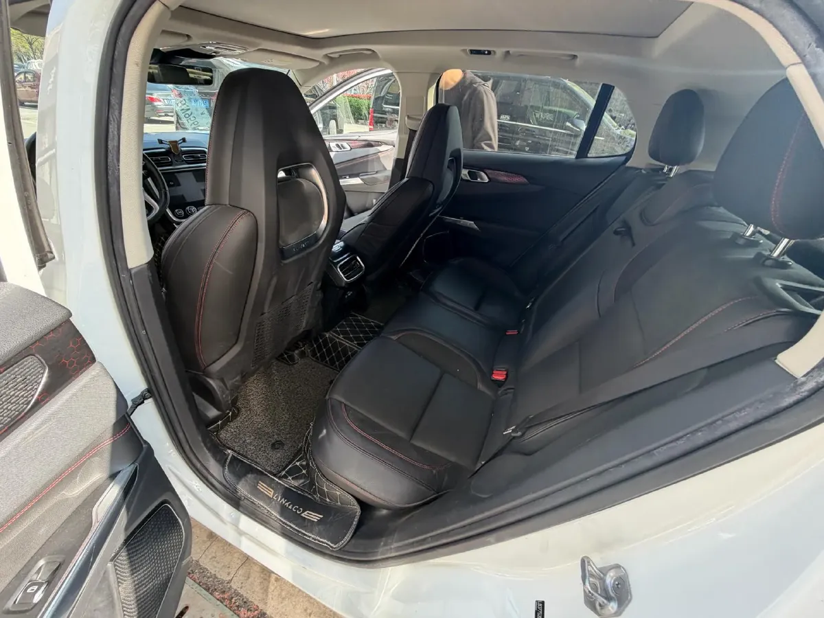 2019 LYNK&CO 01 2.0T 190HP L4 7DCT,autocango,china used car exporter,china ev exporter,chinese used car exporter,chinese used ev exporter