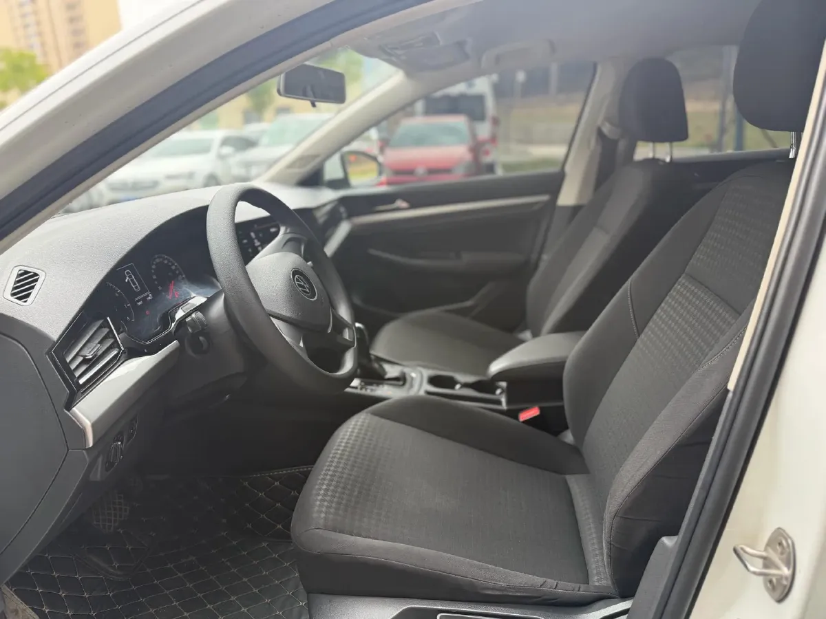 2021 Volkswagen Bora 1.5L 113HP L4 6AT,autocango,china used car exporter,china ev exporter,chinese used car exporter,chinese used ev exporter