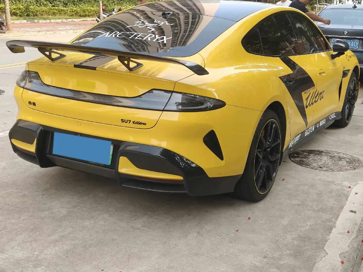 2025 MI SU7 Ultra BEV 93.7KWH,autocango,china used car exporter,china ev exporter,chinese used car exporter,chinese used ev exporter