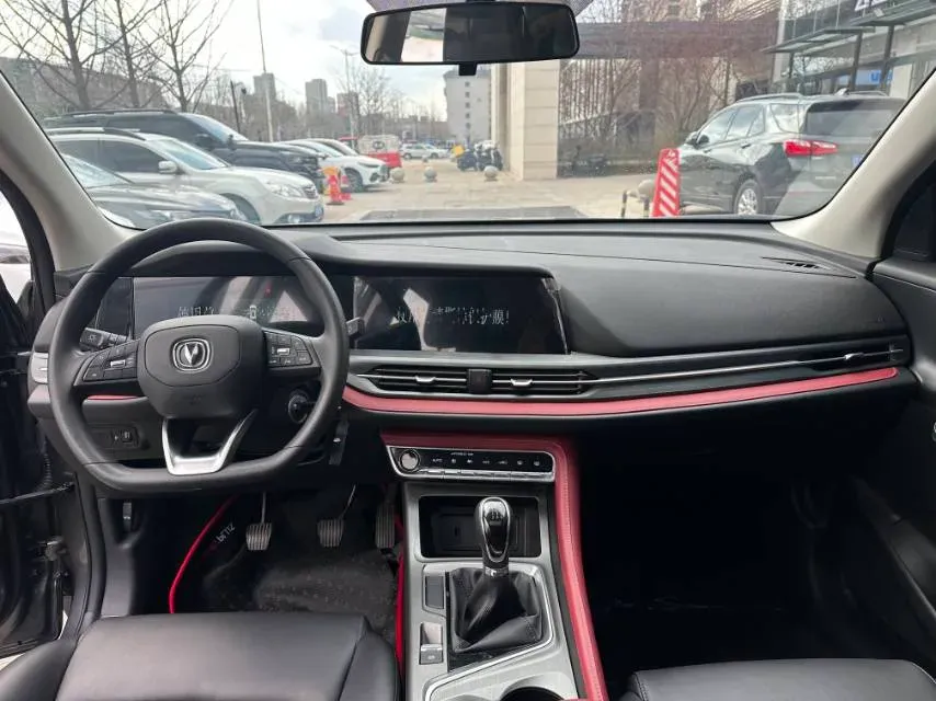 2022 ChangAn CS55 Plus 1.5T 180HP L4 6MT,autocango,china used car exporter,china ev exporter,chinese used car exporter,chinese used ev exporter
