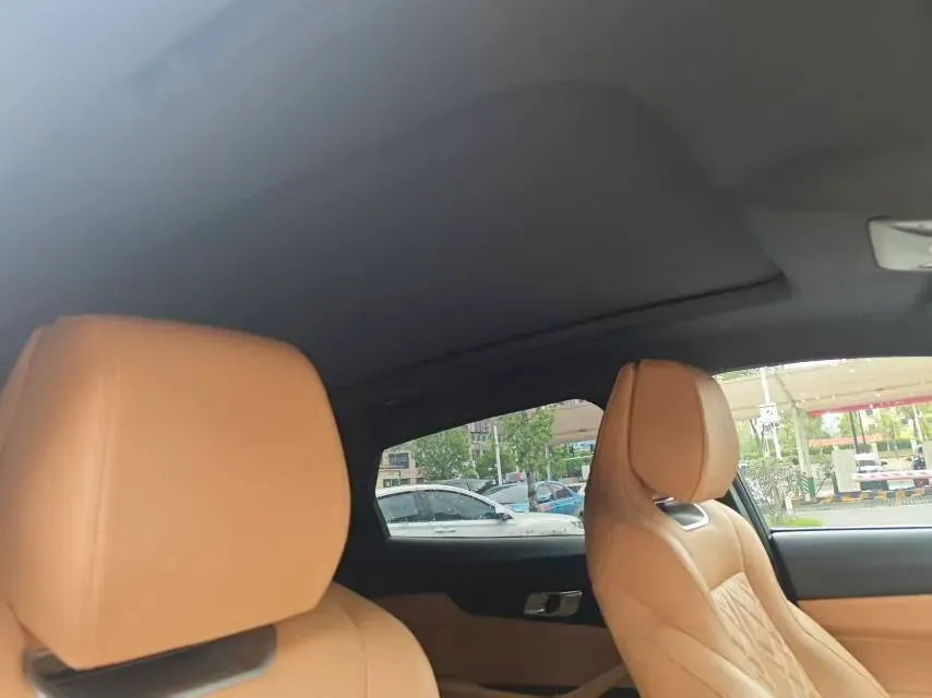 2021 ChangAn UNI-K 2.0T 233HP L4 8AT,autocango,china used car exporter,china ev exporter,chinese used car exporter,chinese used ev exporter