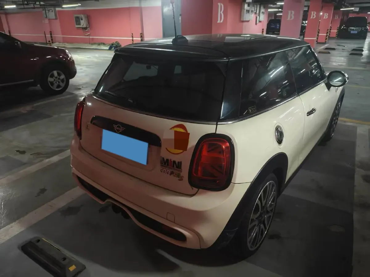 2019 MINI MINI 2.0T 192HP L4 7DCT,autocango,china used car exporter,china ev exporter,chinese used car exporter,chinese used ev exporter