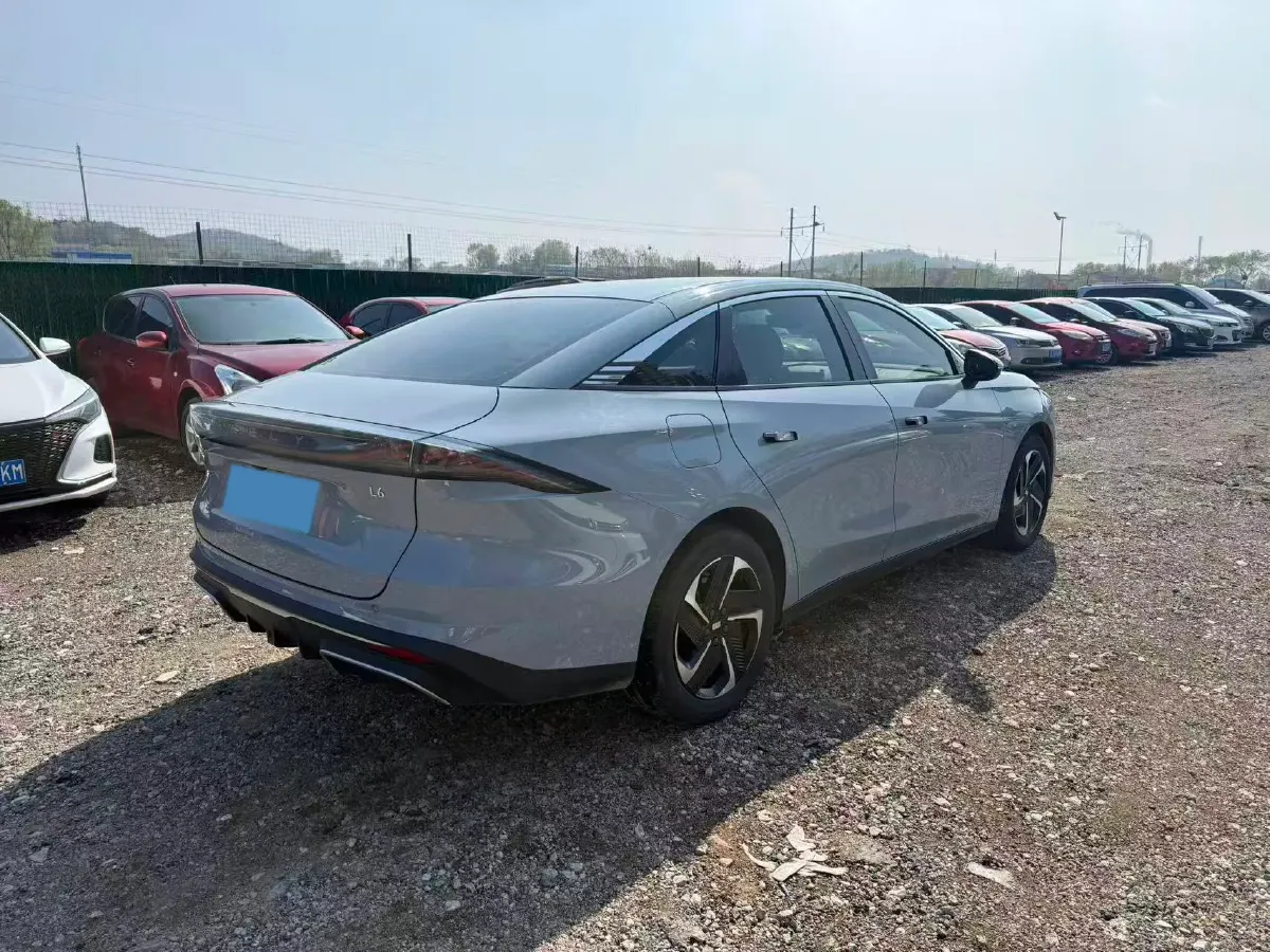 2023 Geely Galaxy L6 1.5T 163HP L4 3DHT PHEV,autocango,china used car exporter,china ev exporter,chinese used car exporter,chinese used ev exporter