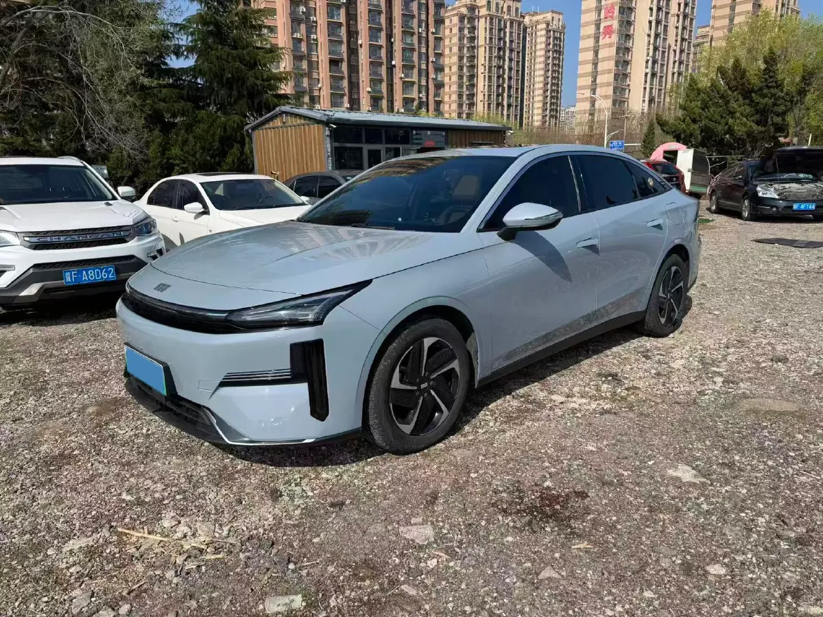 2023 Geely Galaxy L6 1.5T 163HP L4 3DHT PHEV,autocango,china used car exporter,china ev exporter,chinese used car exporter,chinese used ev exporter