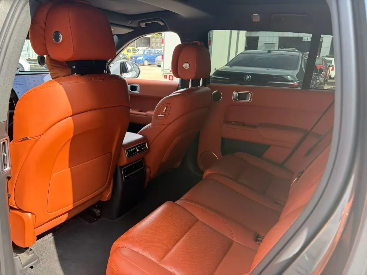 2023 Li L7 Range Extended 154HP REEV 40.9KWH,autocango,china used car exporter,china ev exporter,chinese used car exporter,chinese used ev exporter