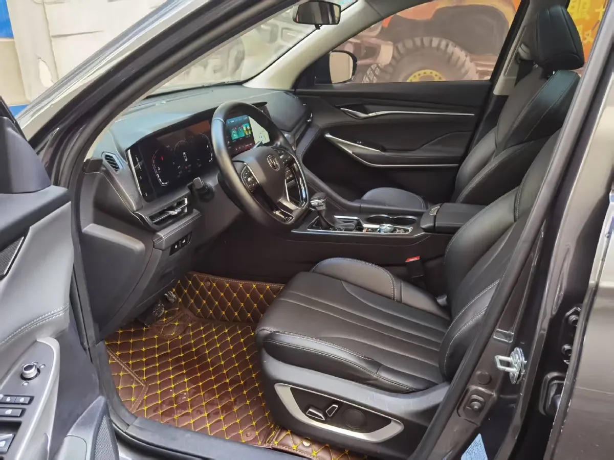 2020 ChangAn CS75 Plus 1.5T 178HP L4 6AT,autocango,china used car exporter,china ev exporter,chinese used car exporter,chinese used ev exporter