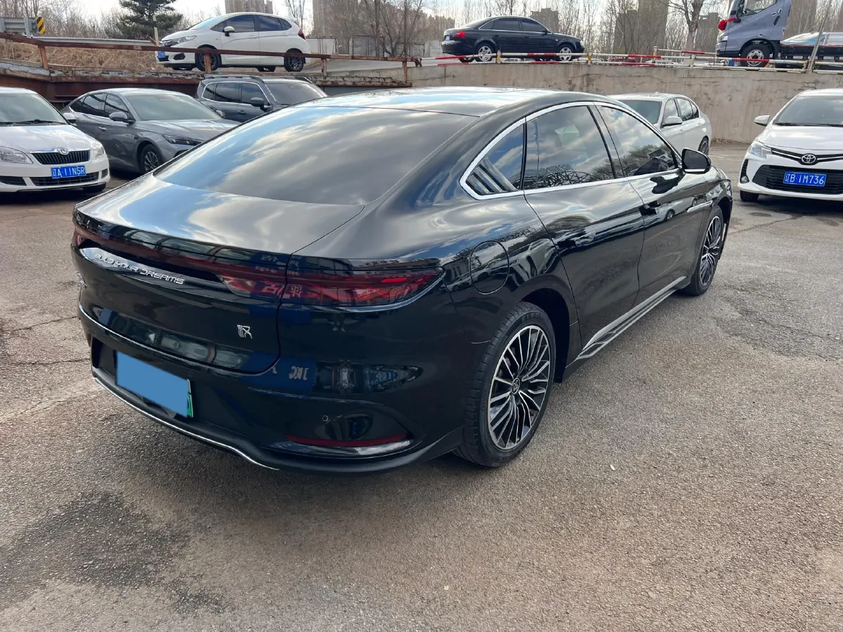 2022 Volkswagen Tiguan L 2.0T 186HP L4 7DCT,autocango,china used car exporter,china ev exporter,chinese used car exporter,chinese used ev exporter