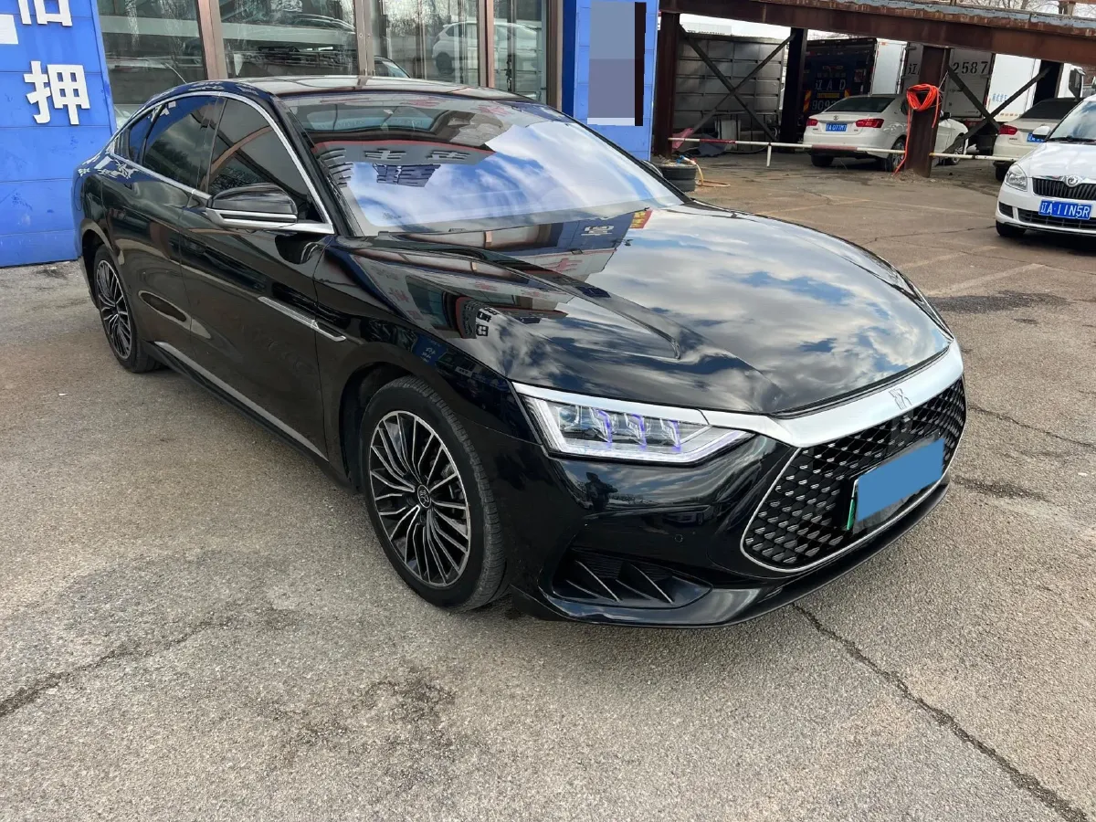 2022 Volkswagen Tiguan L 2.0T 186HP L4 7DCT,autocango,china used car exporter,china ev exporter,chinese used car exporter,chinese used ev exporter