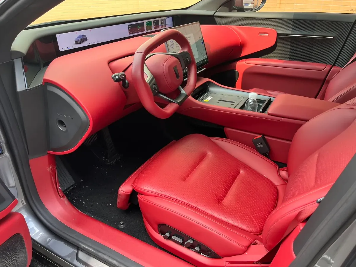 2025 Avatr 12 1.5T 156HP L4 REEV 39.05KWH,autocango,china used car exporter,china ev exporter,chinese used car exporter,chinese used ev exporter