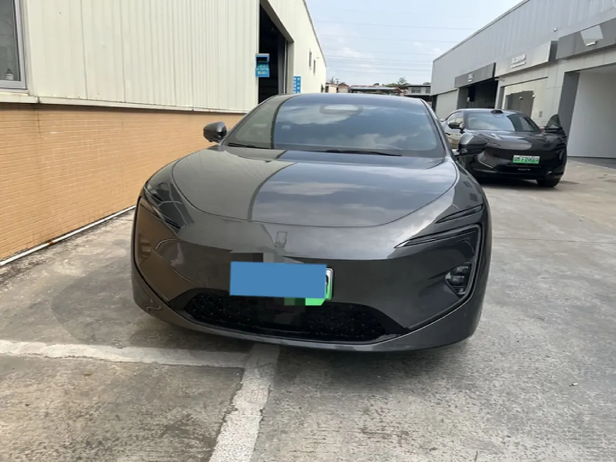2025 Avatr 12 1.5T 156HP L4 REEV 39.05KWH,autocango,china used car exporter,china ev exporter,chinese used car exporter,chinese used ev exporter