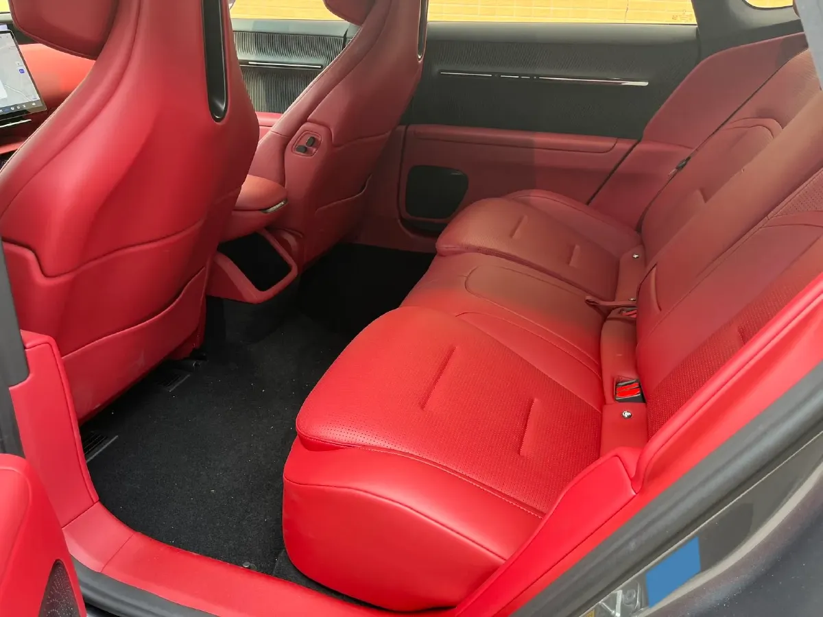 2025 Avatr 12 1.5T 156HP L4 REEV 39.05KWH,autocango,china used car exporter,china ev exporter,chinese used car exporter,chinese used ev exporter