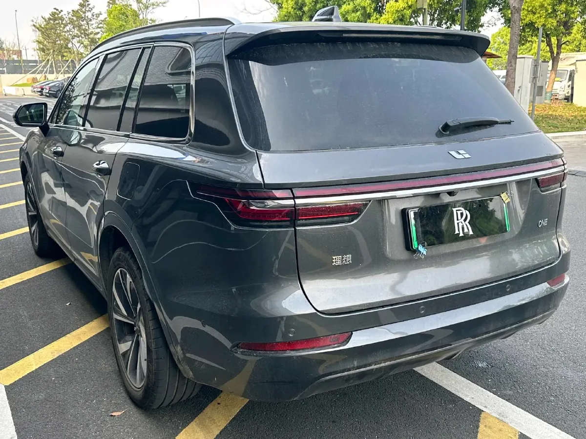 2021 Li ONE Range Extended 131HP REEV 40.5KWH,autocango,china used car exporter,china ev exporter,chinese used car exporter,chinese used ev exporter