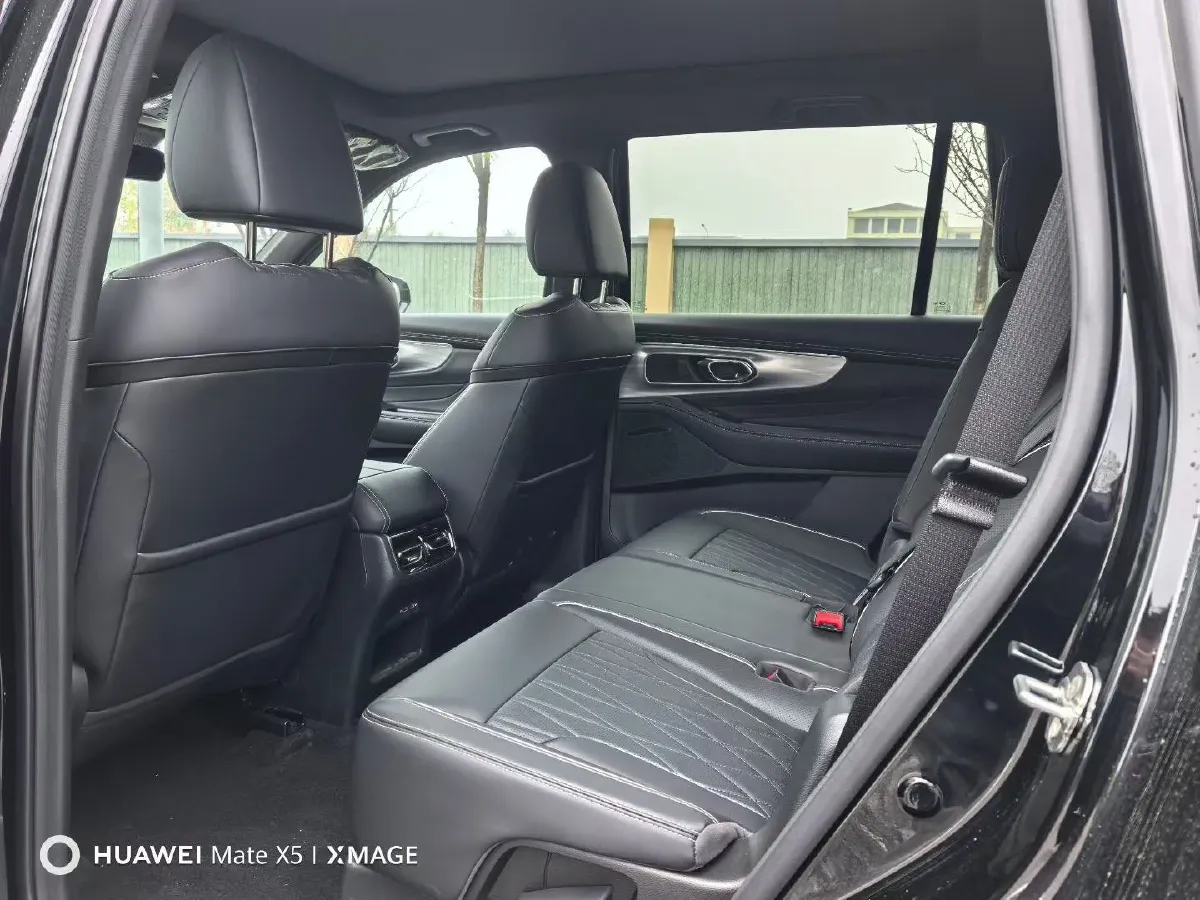 2025 GAC Trumpchi GS8 2.0T 252HP L4 8AT,autocango,china used car exporter,china ev exporter,chinese used car exporter,chinese used ev exporter