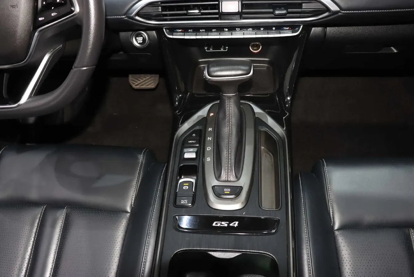 2022 GAC Trumpchi GS4 1.5T 169HP L4 6AT,autocango,china used car exporter,china ev exporter,chinese used car exporter,chinese used ev exporter