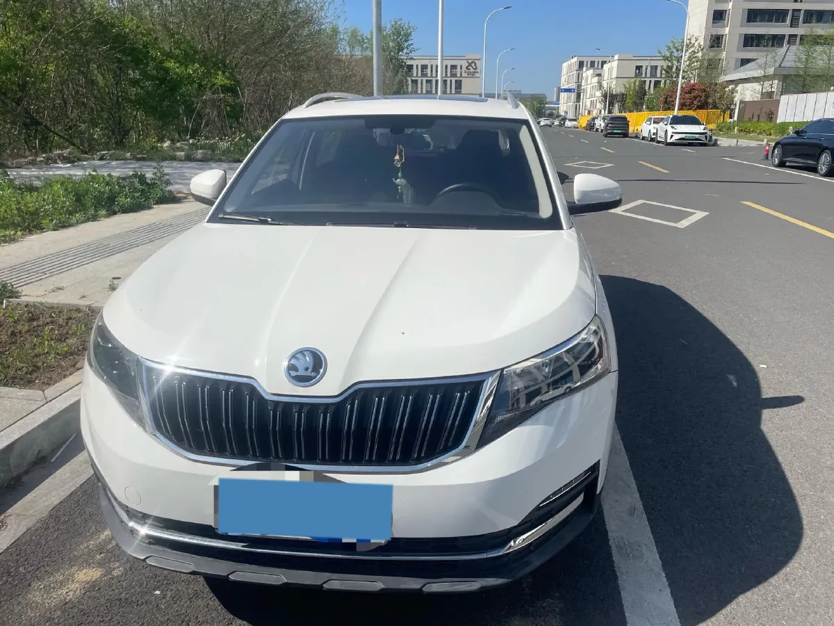 2020 Skoda Kamiq 1.5L 112HP L4 6AT,autocango,china used car exporter,china ev exporter,chinese used car exporter,chinese used ev exporter