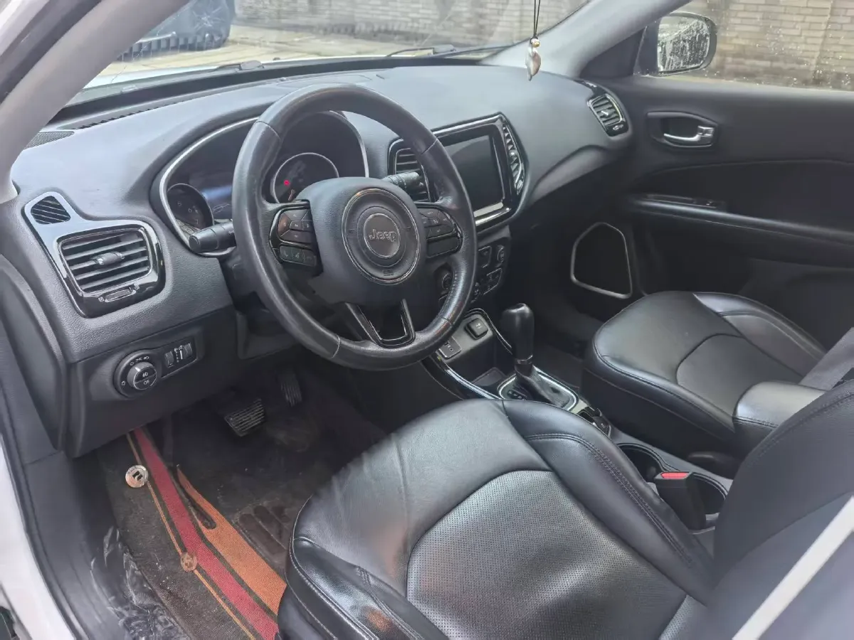 2020 Jeep Compass 1.3T 173HP L4 7DCT,autocango,china used car exporter,china ev exporter,chinese used car exporter,chinese used ev exporter