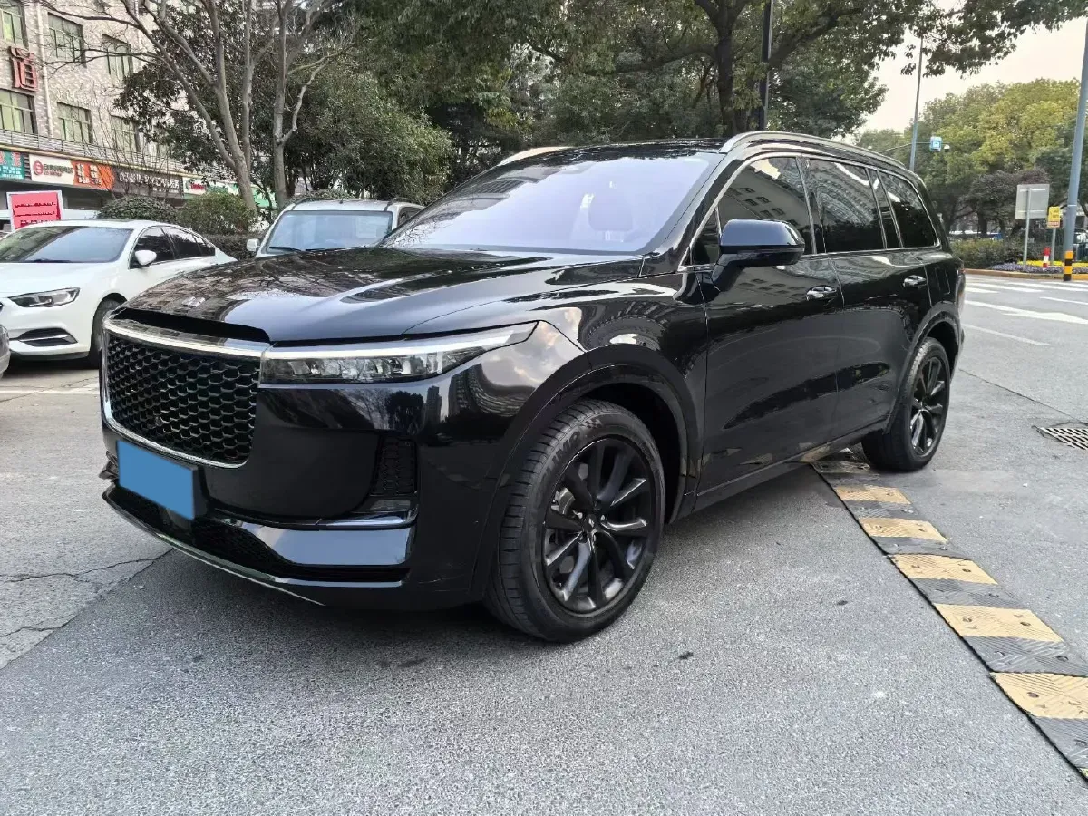 2021 Li ONE Range Extended 131HP REEV 40.5KWH,autocango,china used car exporter,china ev exporter,chinese used car exporter,chinese used ev exporter