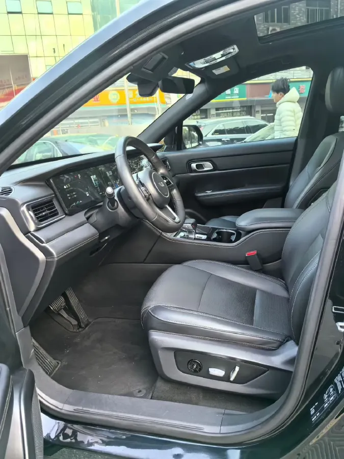 2021 Li ONE Range Extended 131HP REEV 40.5KWH,autocango,china used car exporter,china ev exporter,chinese used car exporter,chinese used ev exporter