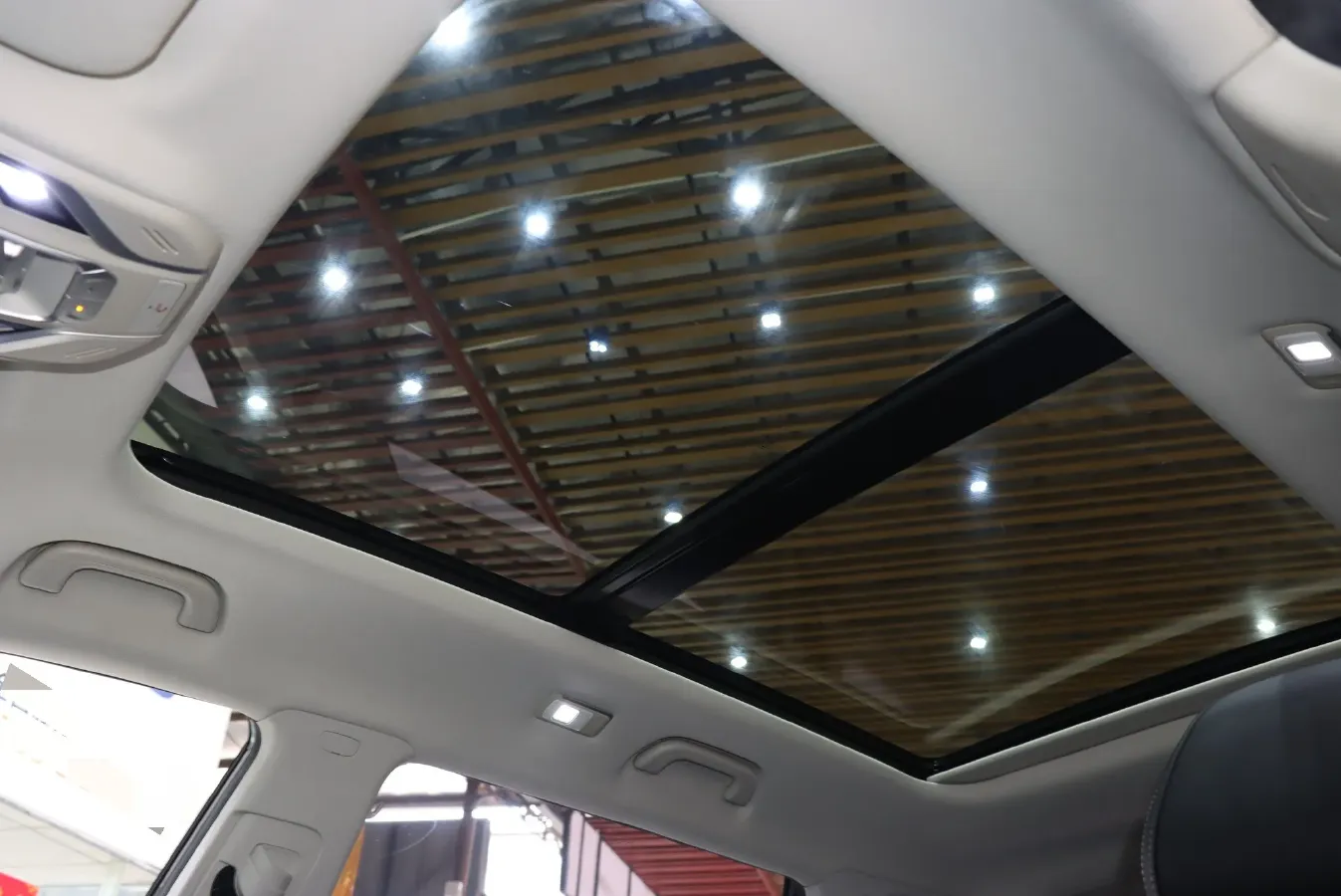 2020 Geely Azkarra 1.8T 184HP L4 7DCT,autocango,china used car exporter,china ev exporter,chinese used car exporter,chinese used ev exporter