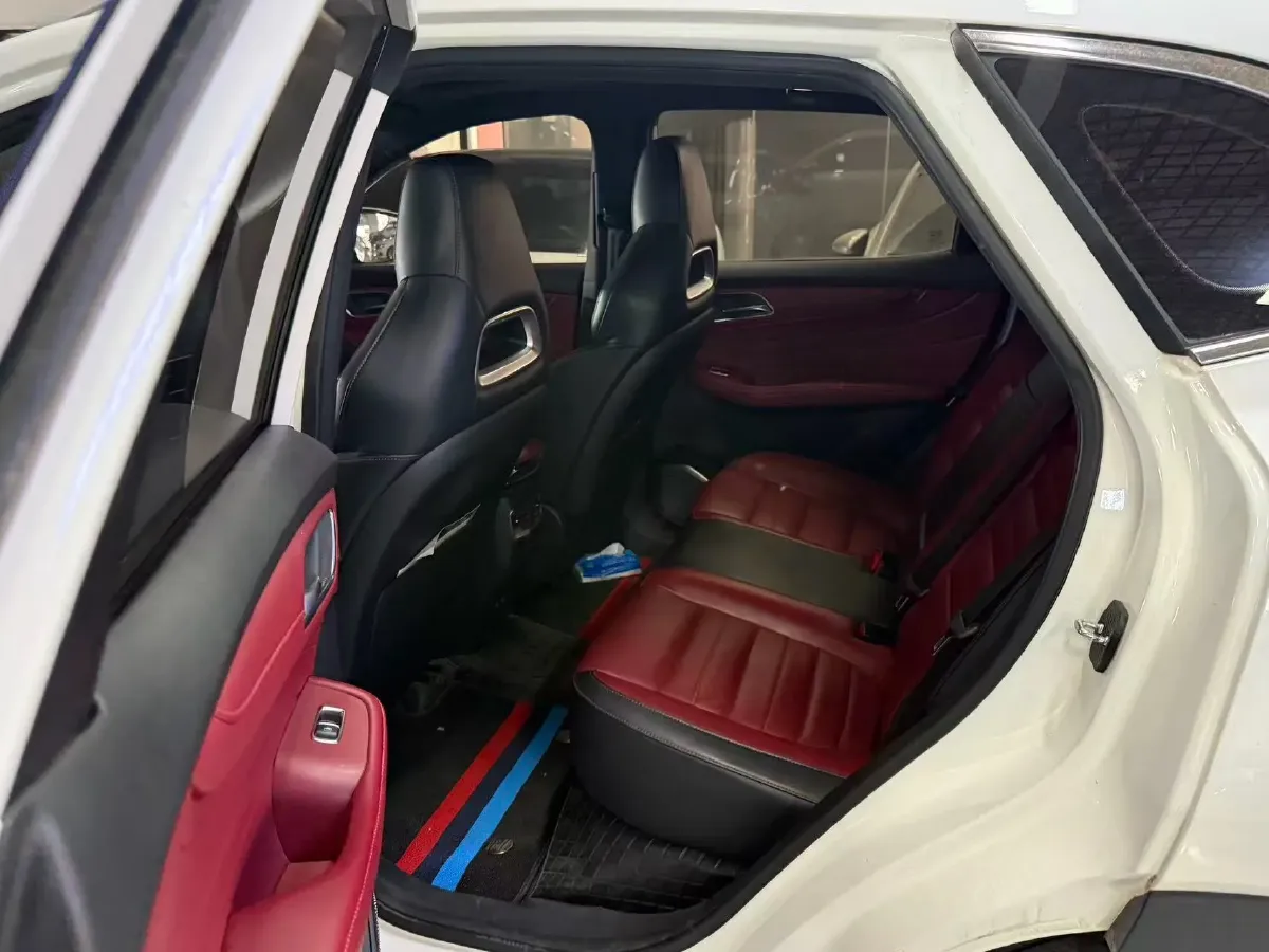 2019 MG HS 2.0T 231HP L4 6DCT,autocango,china used car exporter,china ev exporter,chinese used car exporter,chinese used ev exporter