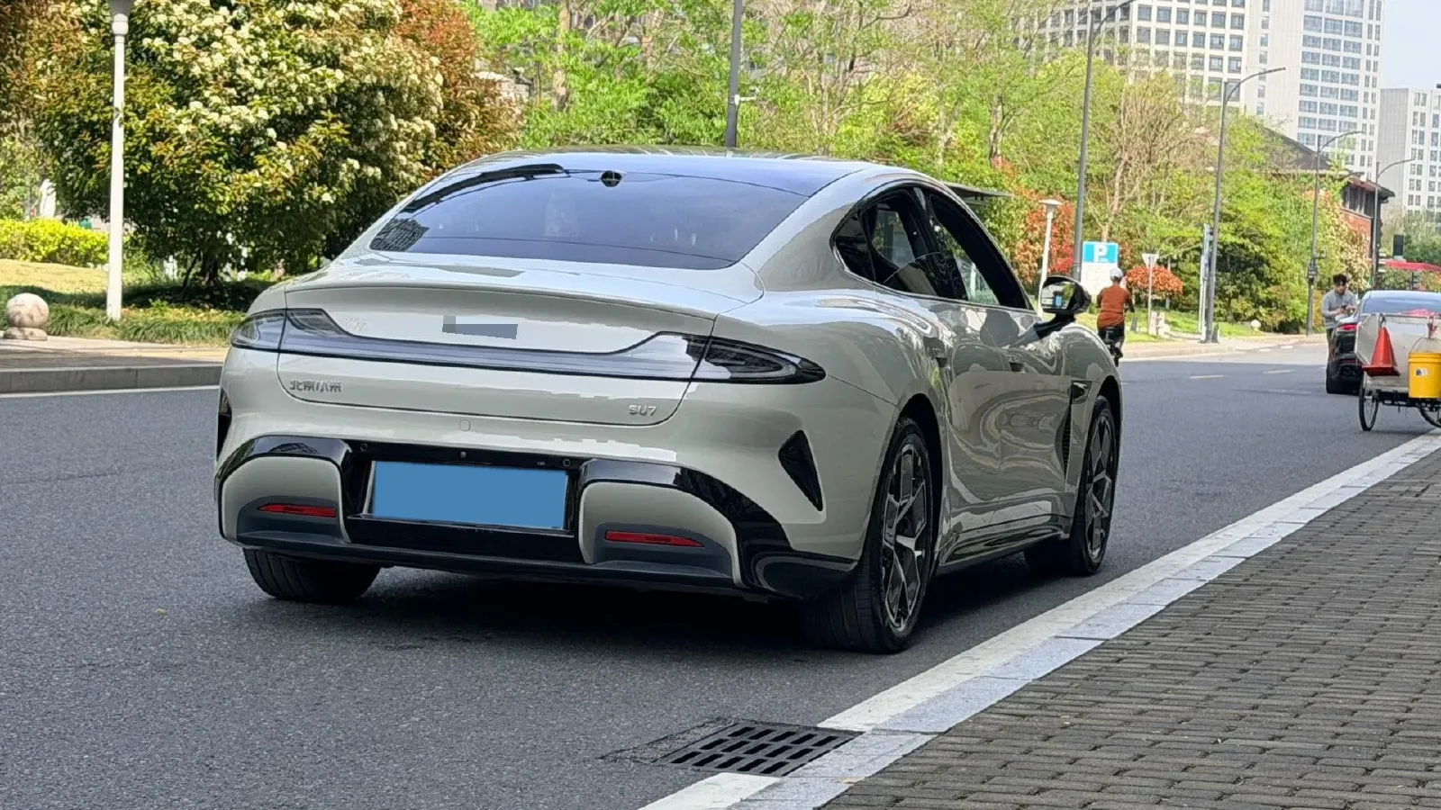 2024 MI SU7 BEV 73.6KWH,autocango,china used car exporter,china ev exporter,chinese used car exporter,chinese used ev exporter