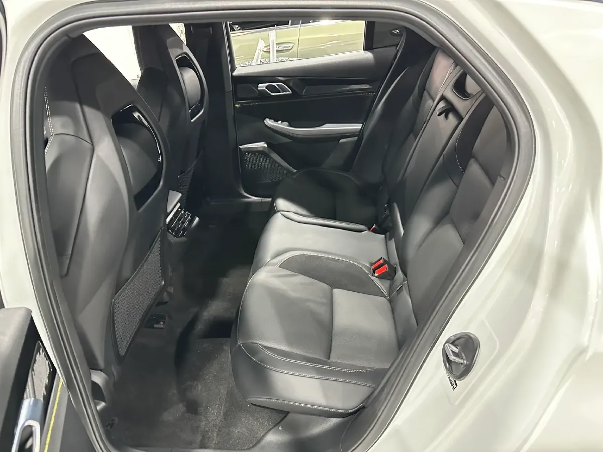 2023 MAXUS G50 1.5T 181HP L4 7DCT,autocango,china used car exporter,china ev exporter,chinese used car exporter,chinese used ev exporter