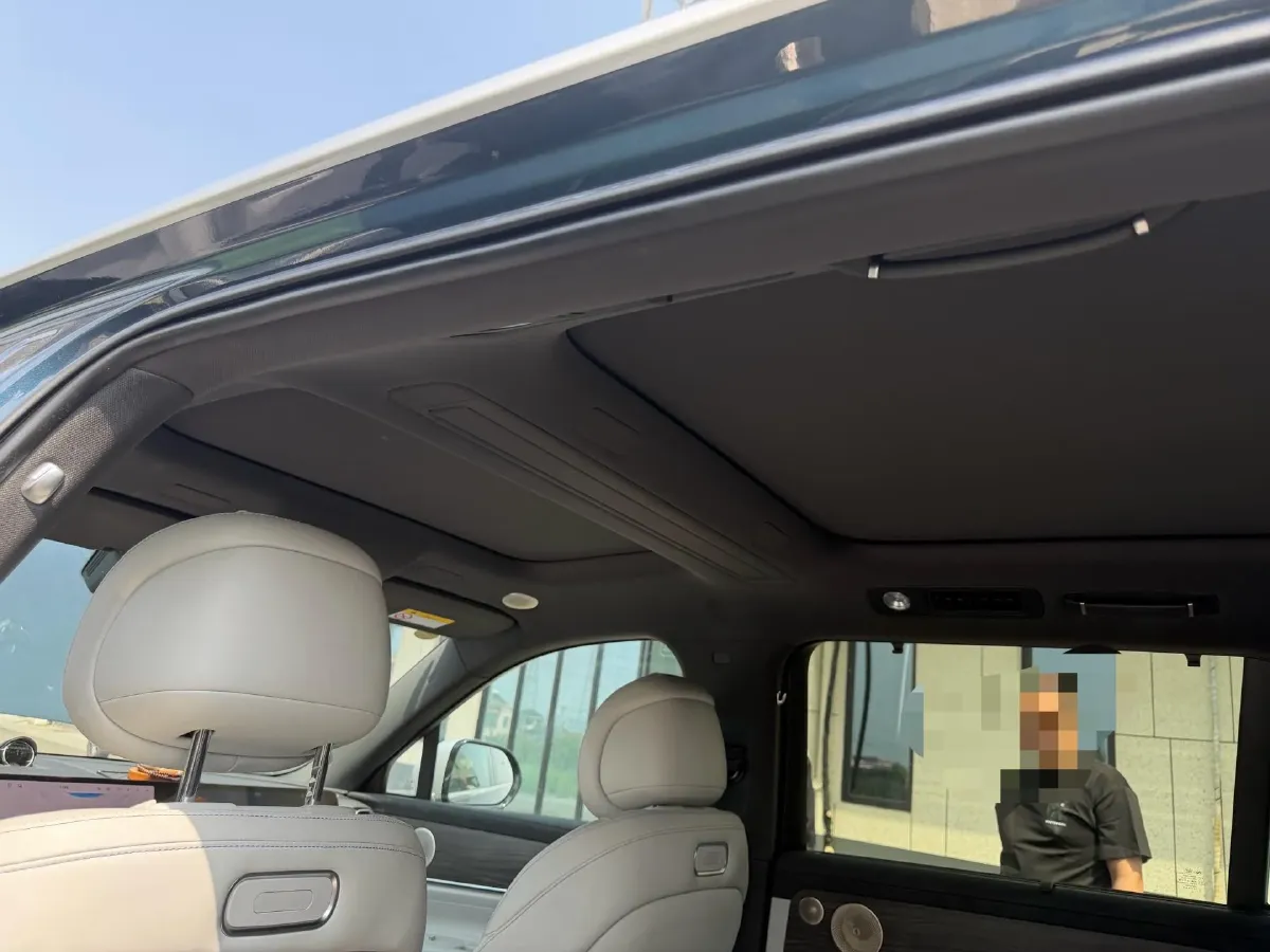 2024 AITO AITO M9 1.5T 152HP L4 REEV 42KWH,autocango,china used car exporter,china ev exporter,chinese used car exporter,chinese used ev exporter