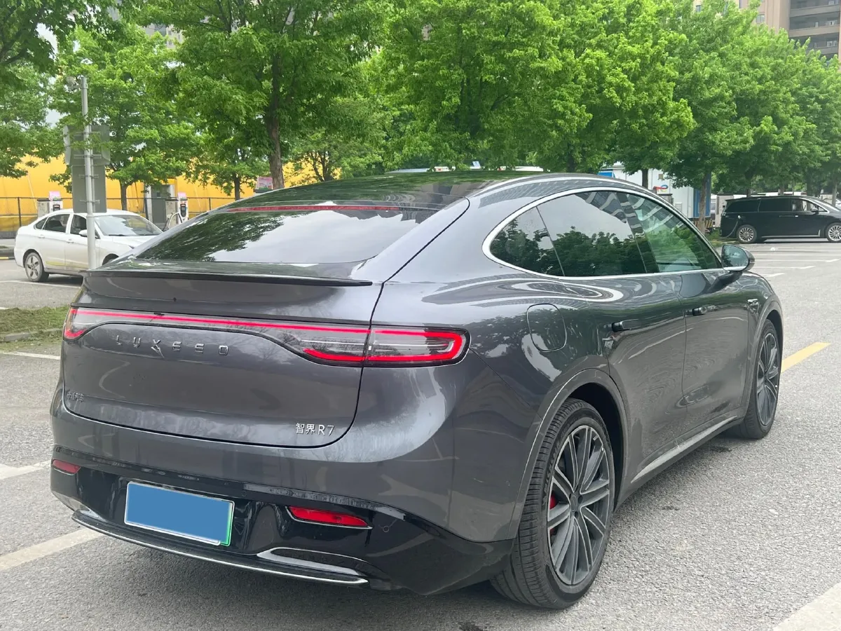 2025 Luxeed R7 REEV 156HP REEV,autocango,china used car exporter,china ev exporter,chinese used car exporter,chinese used ev exporter