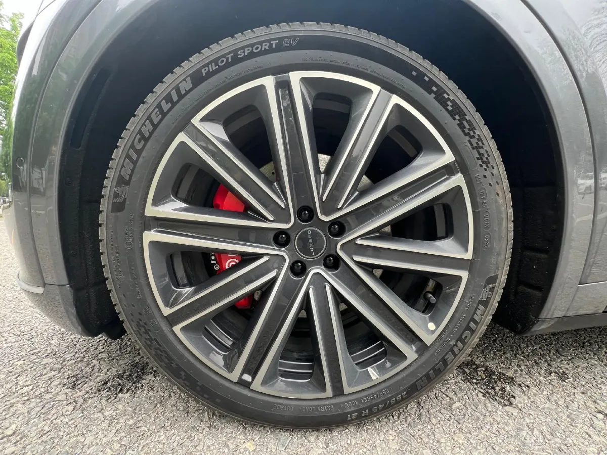 2025 Luxeed R7 REEV 156HP REEV,autocango,china used car exporter,china ev exporter,chinese used car exporter,chinese used ev exporter