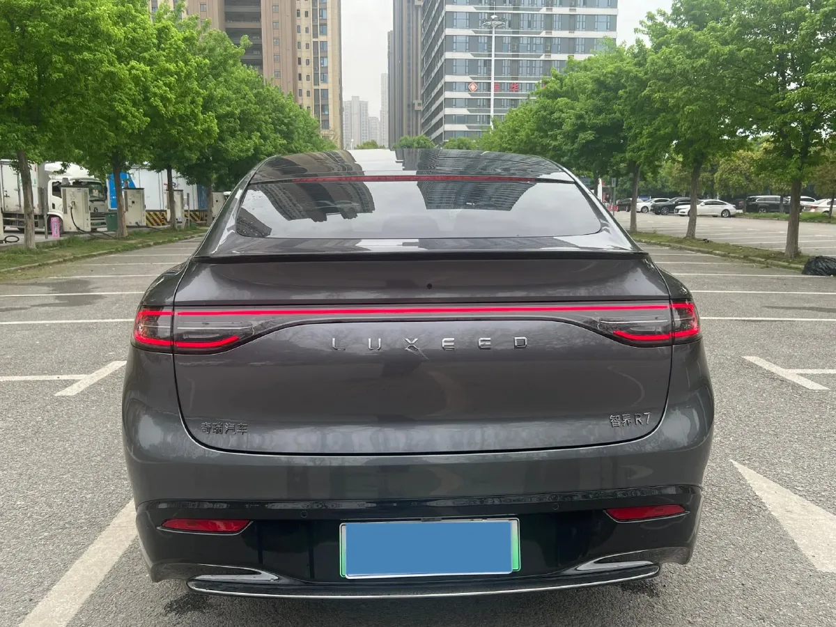 2025 Luxeed R7 REEV 156HP REEV,autocango,china used car exporter,china ev exporter,chinese used car exporter,chinese used ev exporter