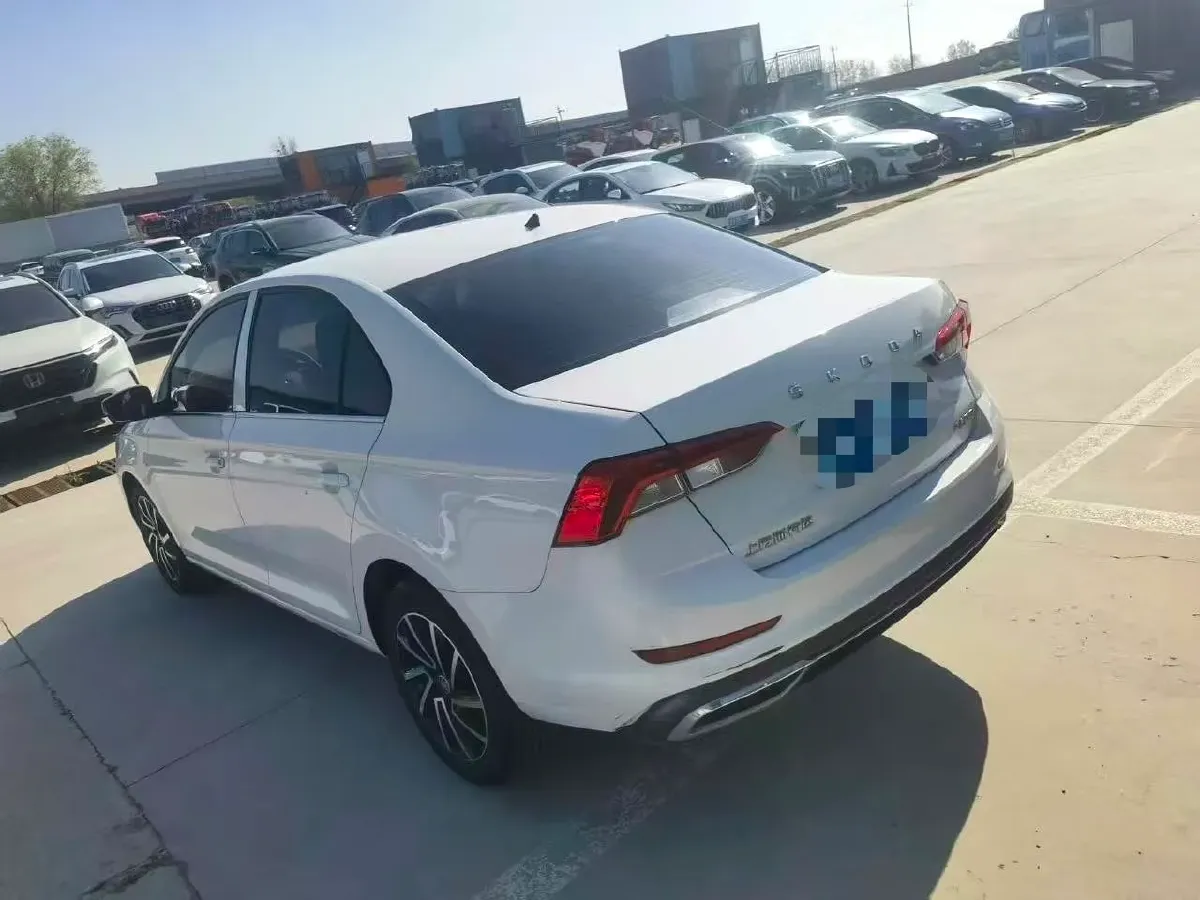 2022 Skoda Rapid 1.5L 112HP L4 6AT,autocango,china used car exporter,china ev exporter,chinese used car exporter,chinese used ev exporter