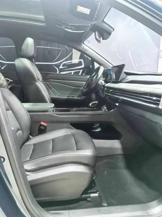 2023 Geely Okavango L 2.0T 218HP L4 7DCT,autocango,china used car exporter,china ev exporter,chinese used car exporter,chinese used ev exporter