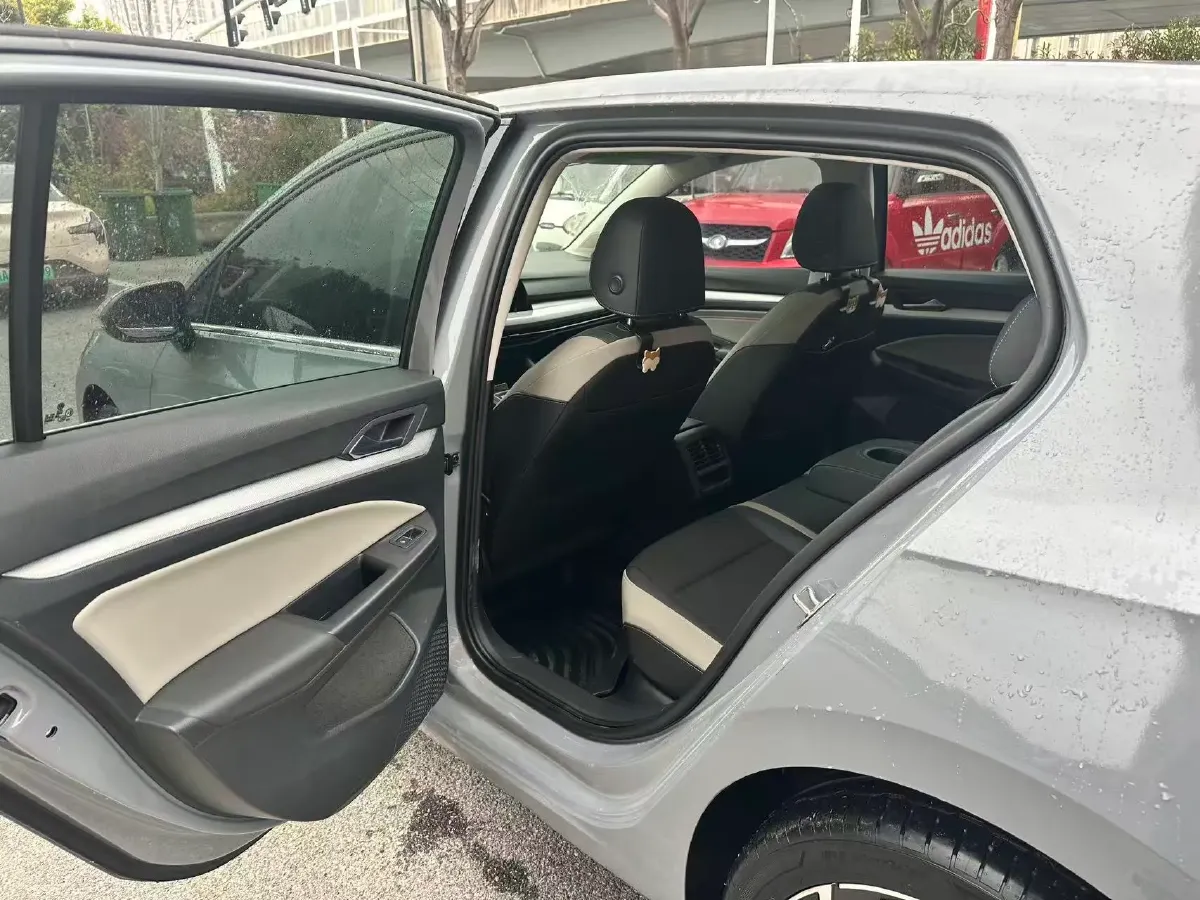 2021 Volkswagen Golf 1.4T 150HP L4 7DCT,autocango,china used car exporter,china ev exporter,chinese used car exporter,chinese used ev exporter