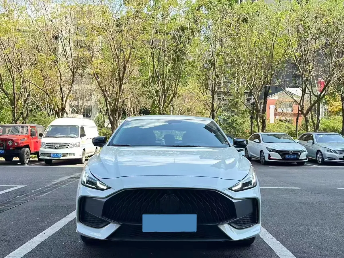 2022 MG 5 1.5T 173HP L4 7DCT,autocango,china used car exporter,china ev exporter,chinese used car exporter,chinese used ev exporter