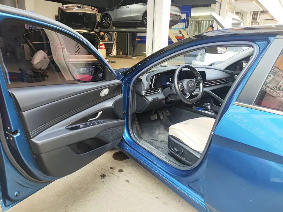 2021 Hyundai Elantra 1.5L 115HP L4 CVT,autocango,china used car exporter,china ev exporter,chinese used car exporter,chinese used ev exporter