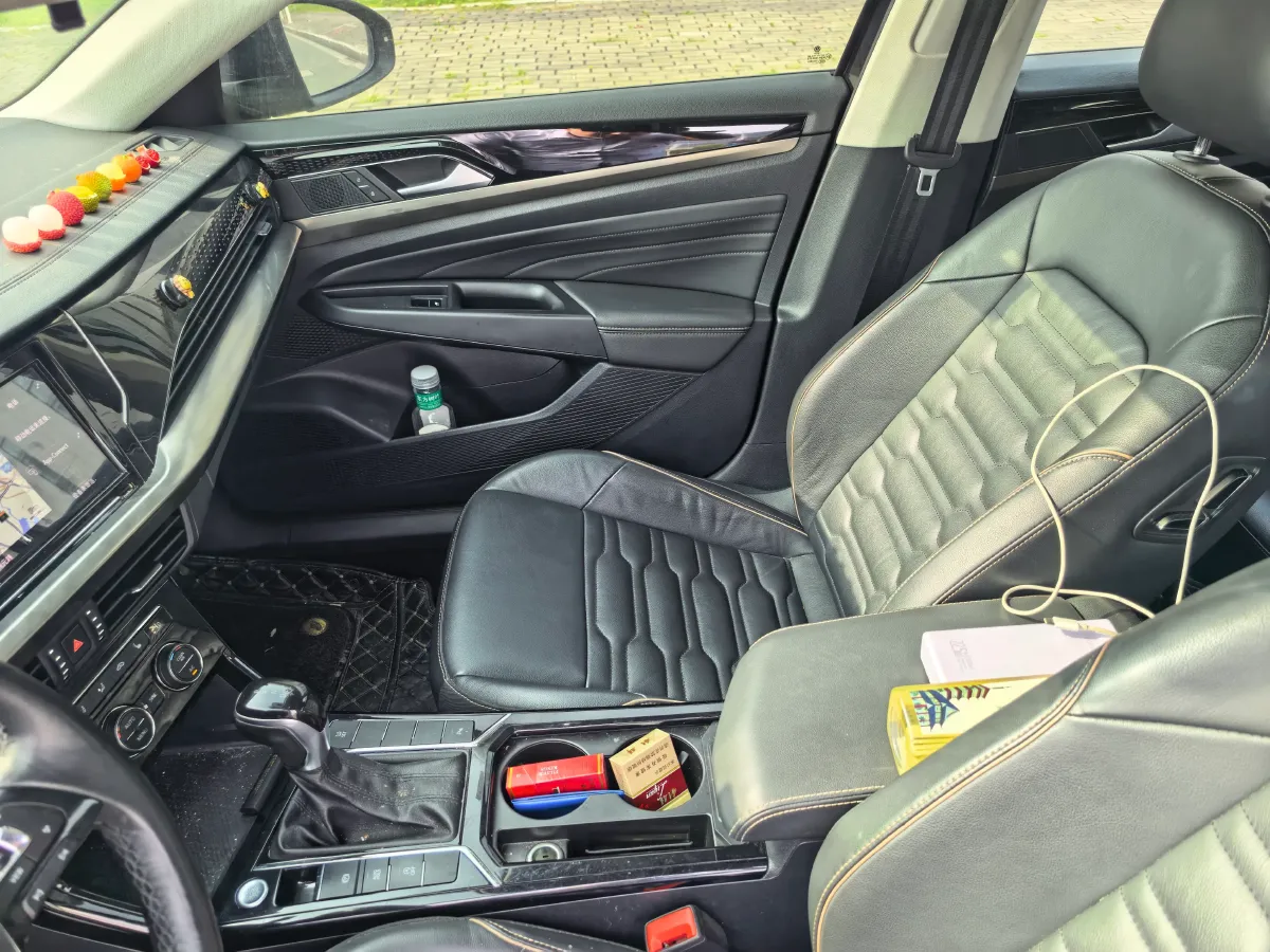 2020 Volkswagen Passat 2.0T 186HP L4 7DCT,autocango,china used car exporter,china ev exporter,chinese used car exporter,chinese used ev exporter