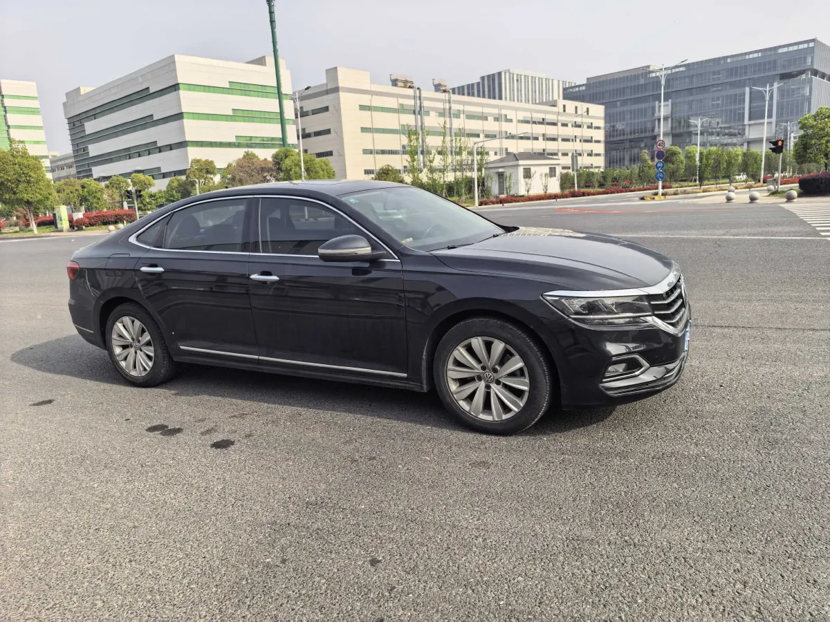 2020 Volkswagen Passat 2.0T 186HP L4 7DCT,autocango,china used car exporter,china ev exporter,chinese used car exporter,chinese used ev exporter