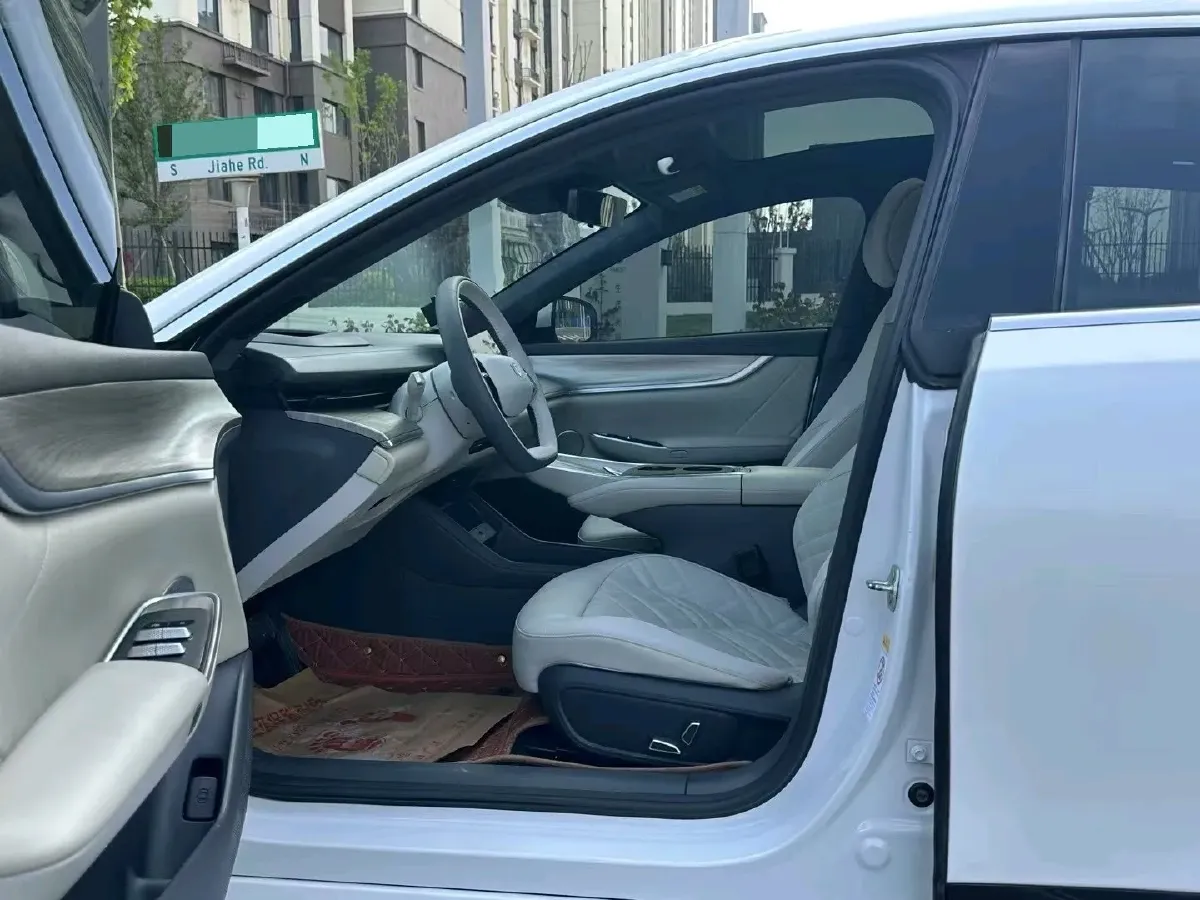 2023 ChangAn QiYuan A07 1.5L 95HP L4 REEV 28.4KWH,autocango,china used car exporter,china ev exporter,chinese used car exporter,chinese used ev exporter