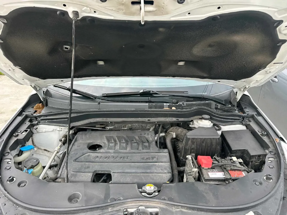 2019 Haval M6 1.5T 150HP L4 7DCT,autocango,china used car exporter,china ev exporter,chinese used car exporter,chinese used ev exporter