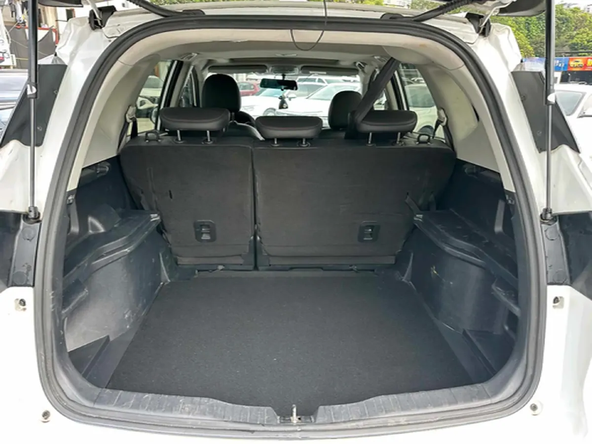 2019 Haval M6 1.5T 150HP L4 7DCT,autocango,china used car exporter,china ev exporter,chinese used car exporter,chinese used ev exporter