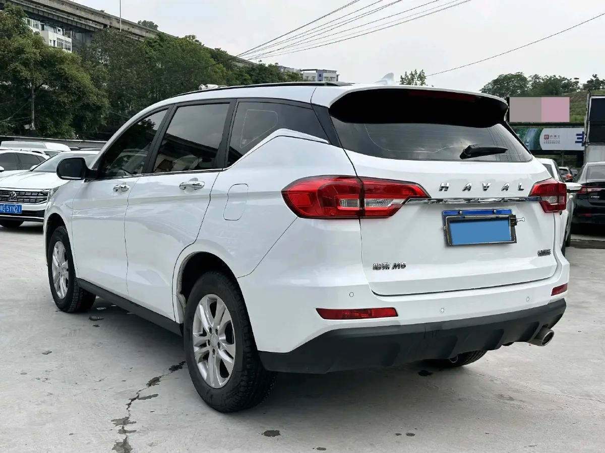 2019 Haval M6 1.5T 150HP L4 7DCT,autocango,china used car exporter,china ev exporter,chinese used car exporter,chinese used ev exporter